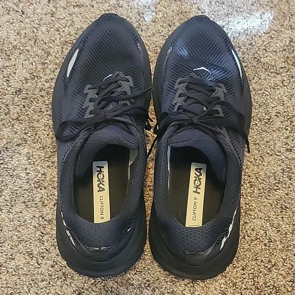 Hoka Clifton 9 Black Athletic Shoes - Picture 3 of 7